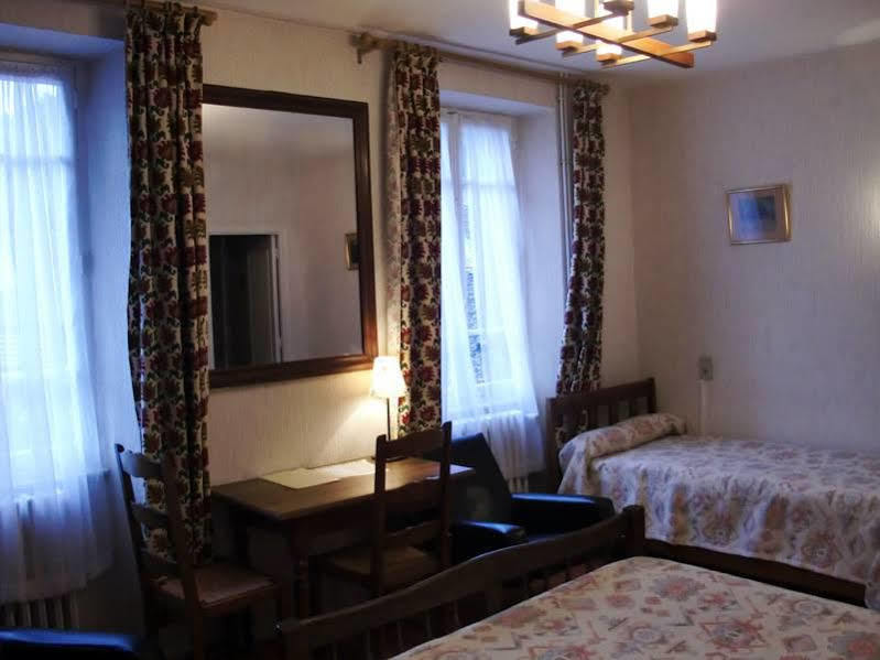 Hotel De Paris Полиньи Экстерьер фото